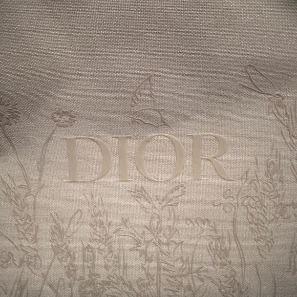 NEW Dior Pouch Beauty - Picture 2 of 6